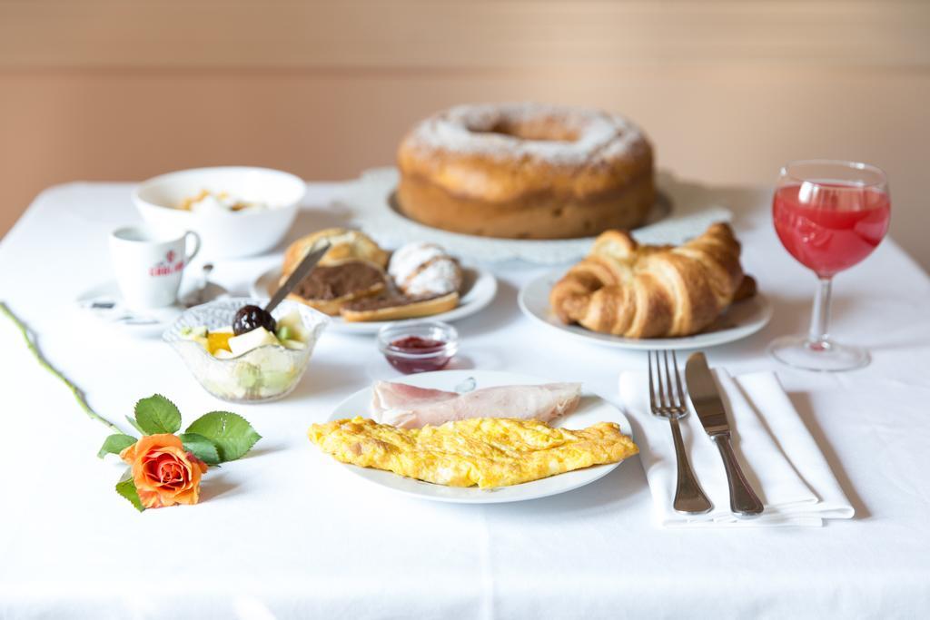 Hotel Gloria Salsomaggiore Terme Ngoại thất bức ảnh