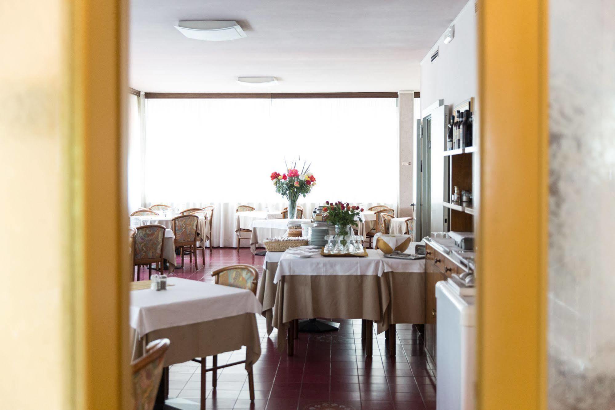 Hotel Gloria Salsomaggiore Terme Ngoại thất bức ảnh