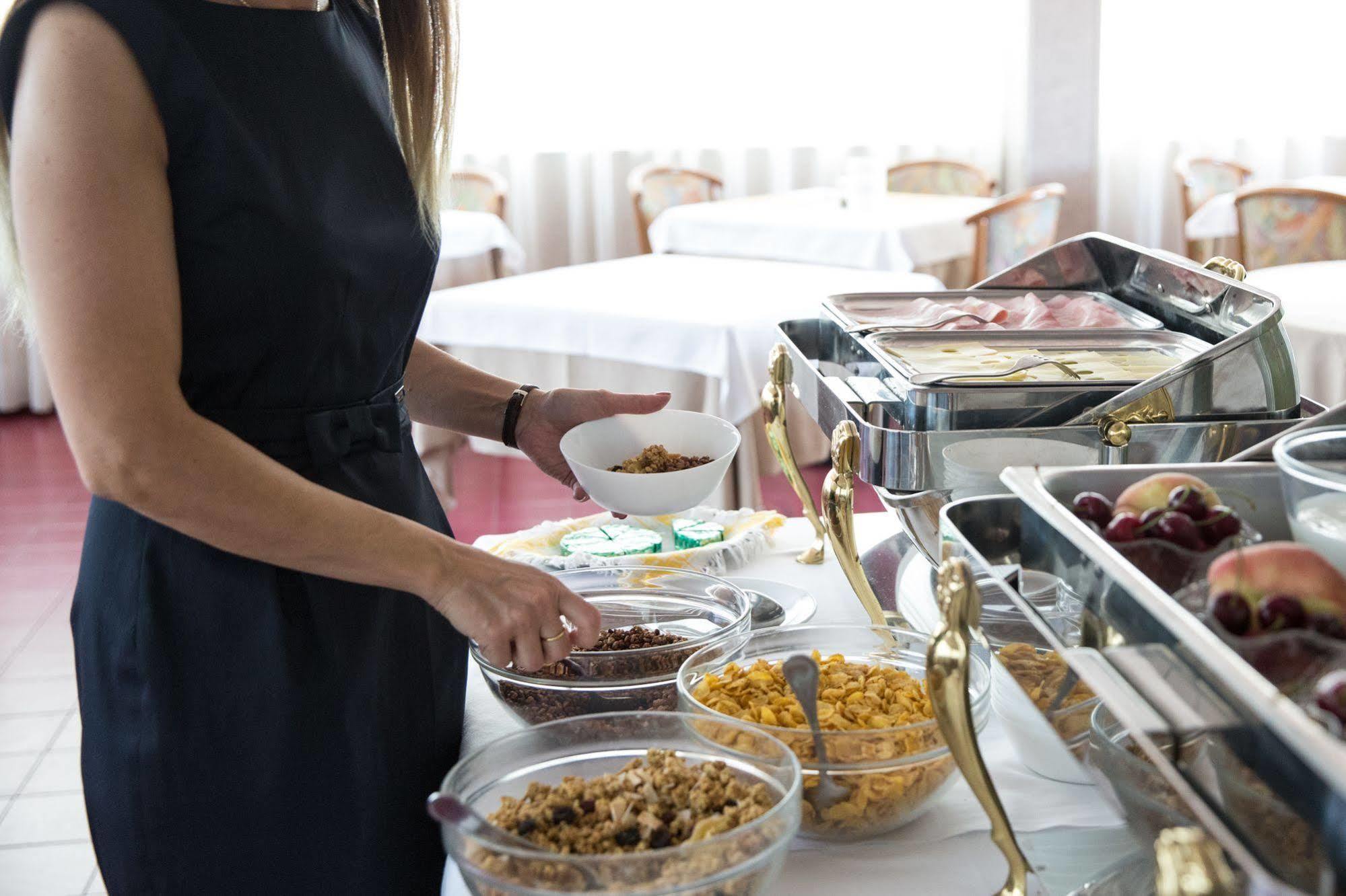 Hotel Gloria Salsomaggiore Terme Ngoại thất bức ảnh